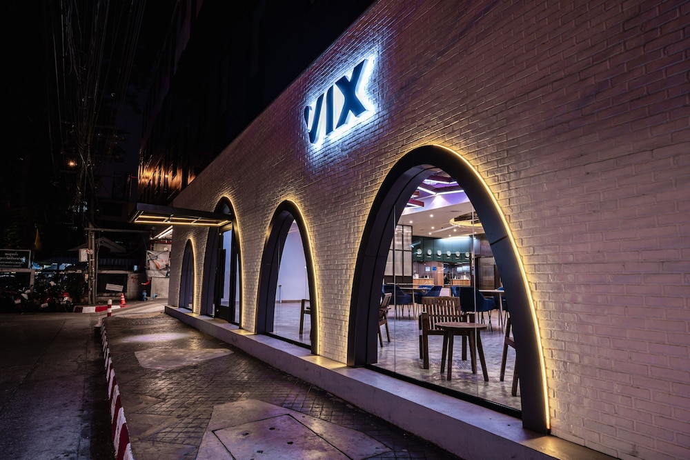VIX Bangkok @ Victory Monument 25/36