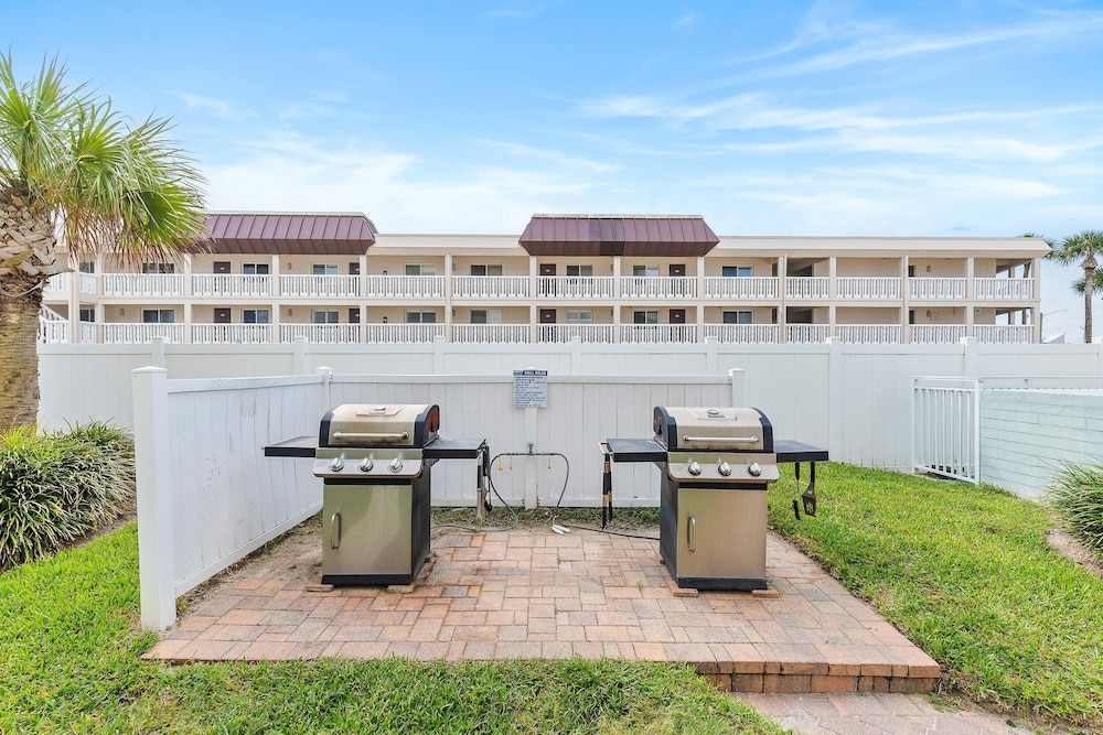 Coastal Waters Inn 18/74