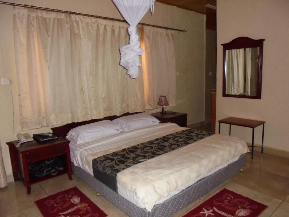Kigali Diplomat Hotel 14/47