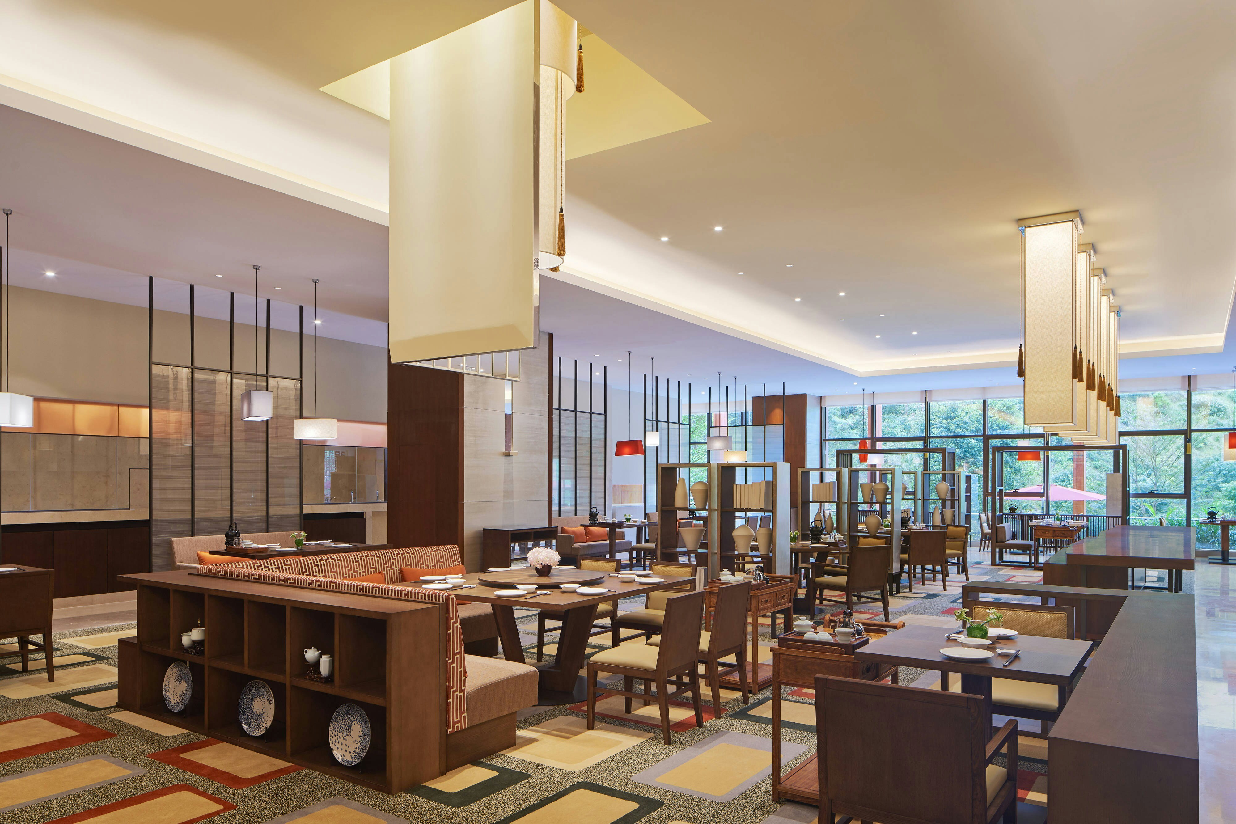 Four Points By Sheraton Guangdong Heshan 24/37