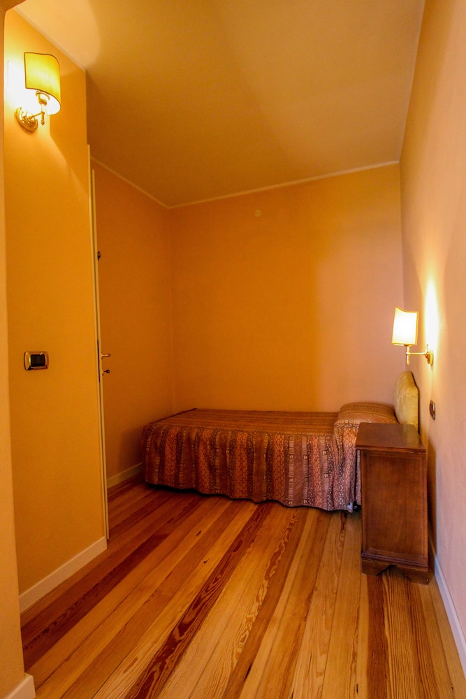 Hotel Moderno 22/50