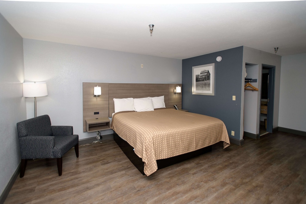 Home Town Inn Ringgold 25/55