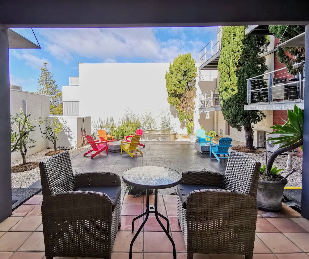 Phoenix Apartments 10/18