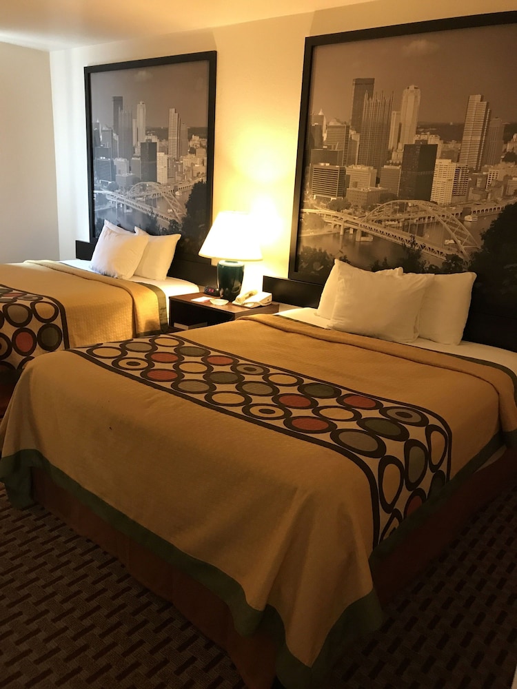 Super 8 by Wyndham Canonsburg/Pittsburgh Area 14/40