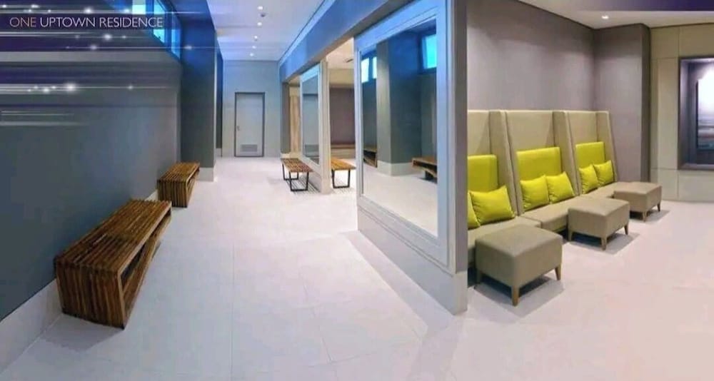 One Uptown Residence Bgc 45/50