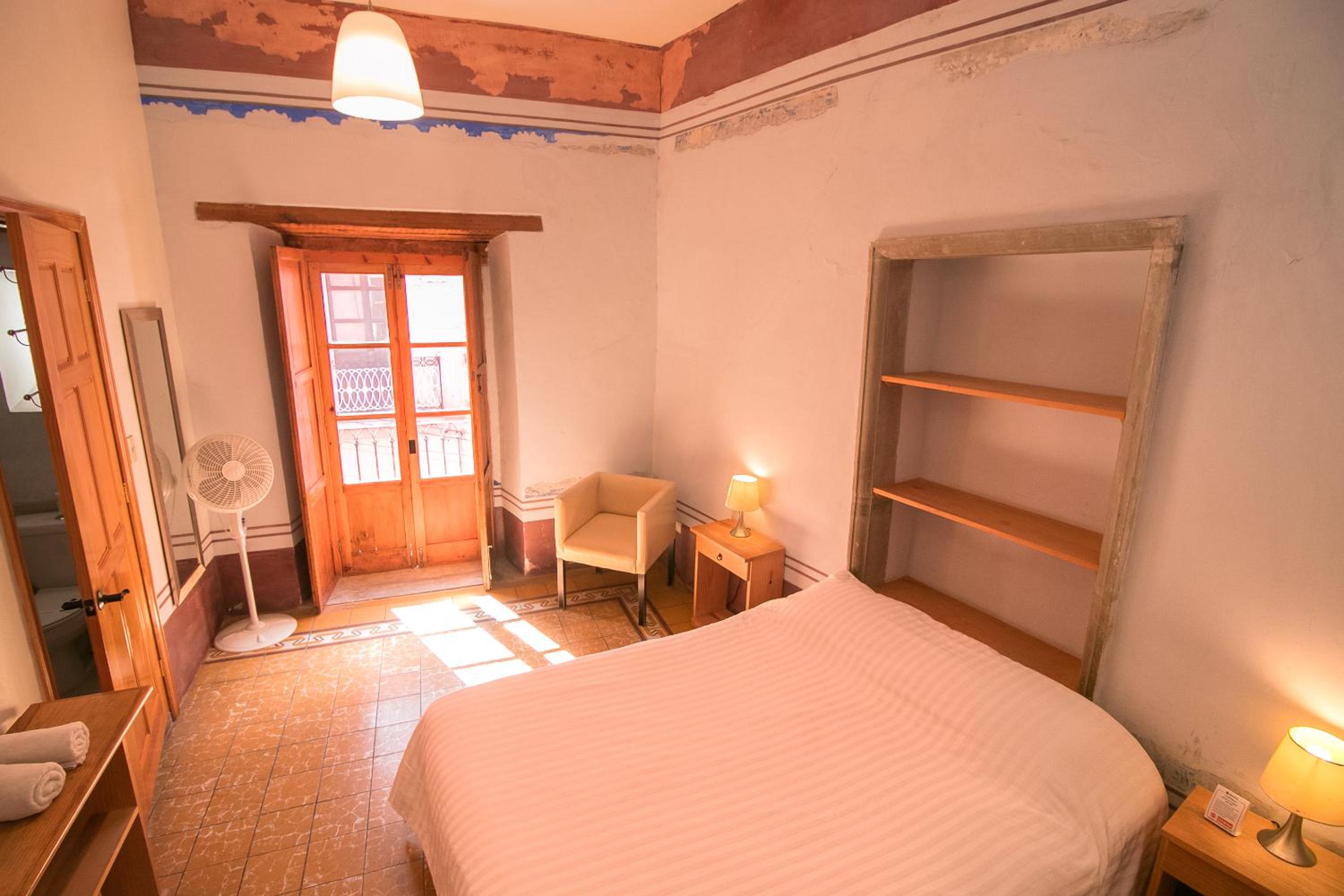 Hotel Meson Cuevano 13/50