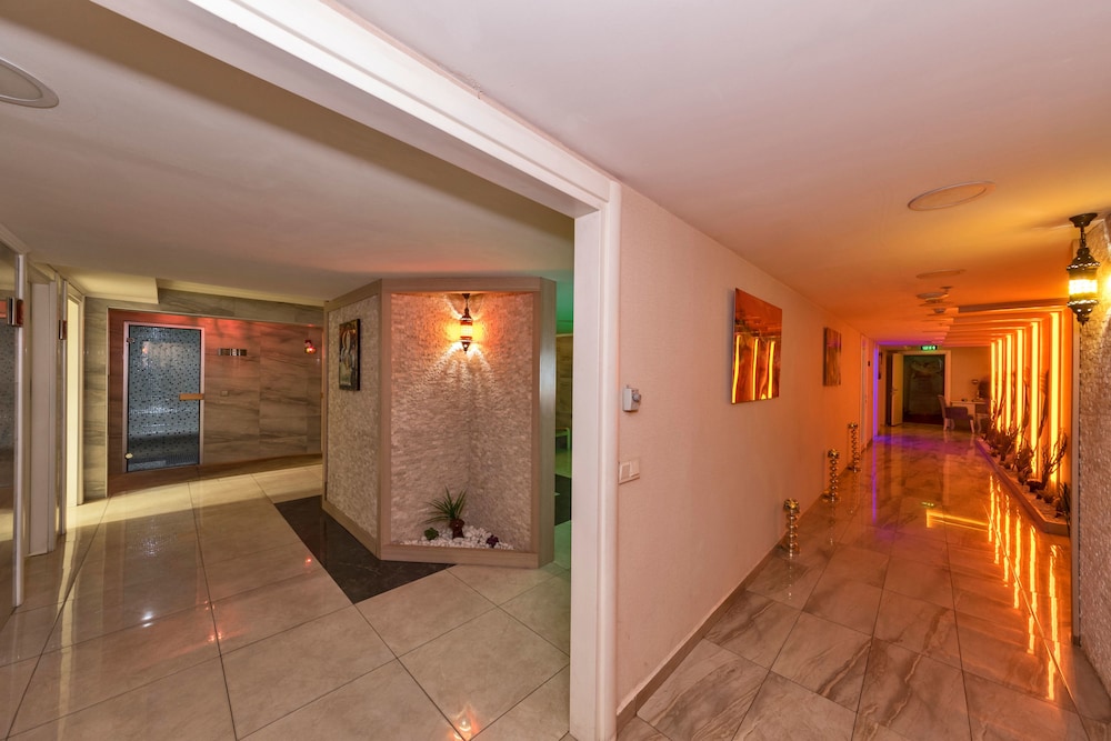 Marnas Hotel 23/45