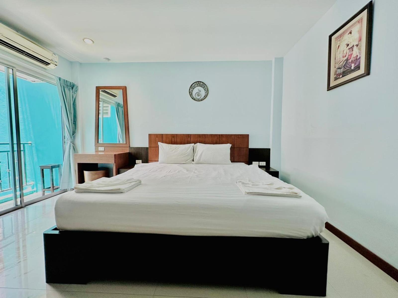 Cokoon Deva Patong Hotel 15/38
