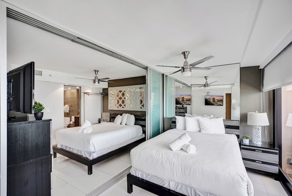 Condo, Beach, Bunk Bed, 2 Queen Beds, Ocean View, Balcony
