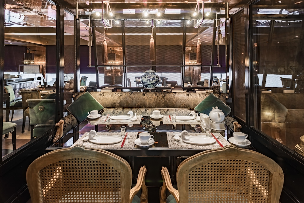 Palais de Chine Hotel 46/62