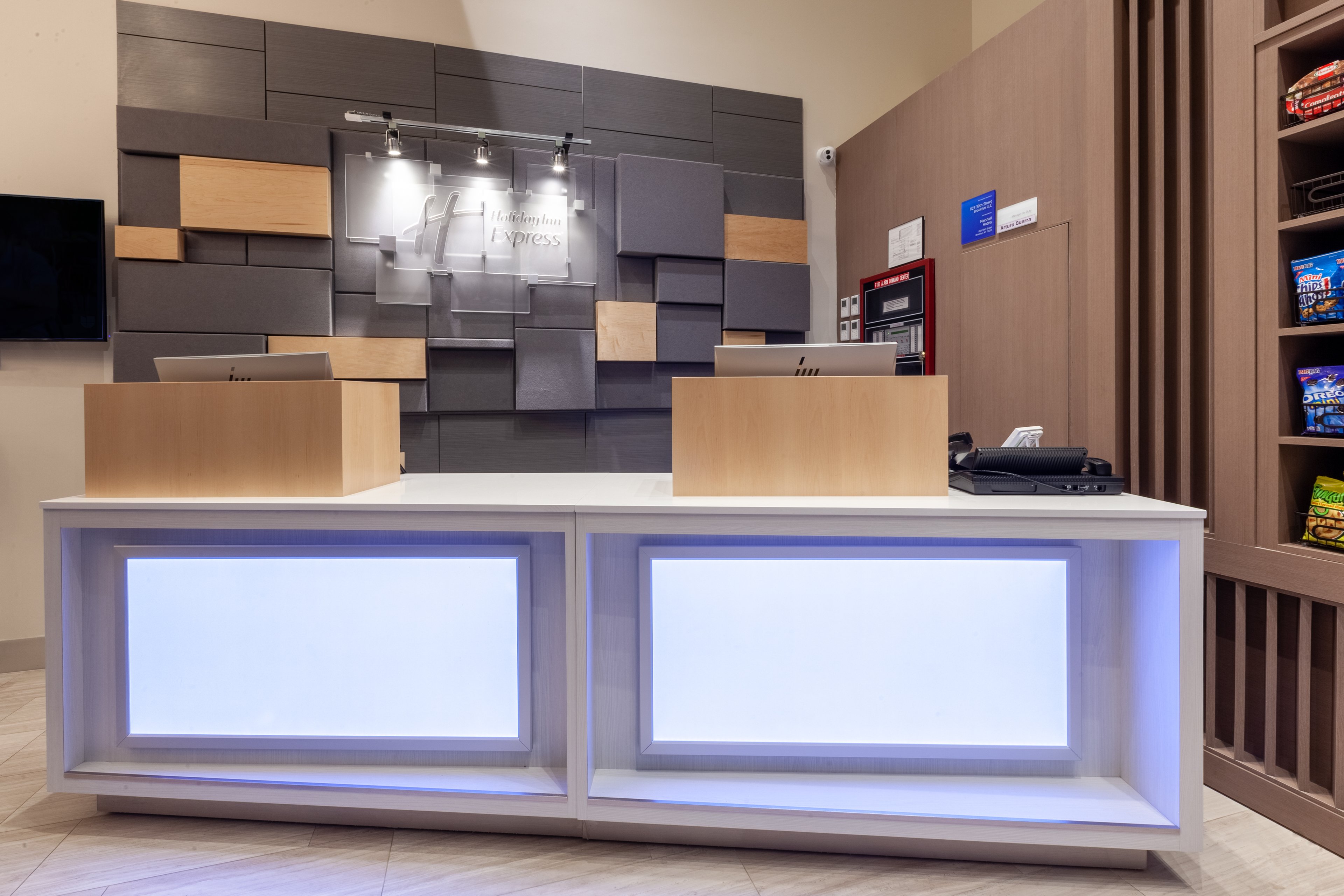 Holiday Inn Express NYC Brooklyn - Sunset Park 7/52