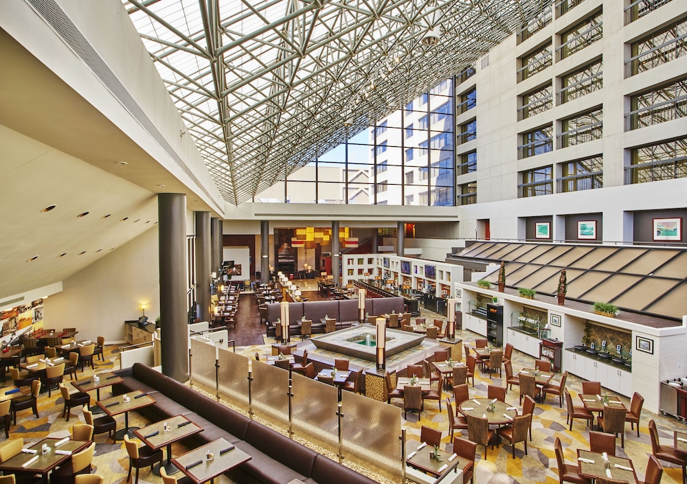 Hyatt Regency Lexington 13/30