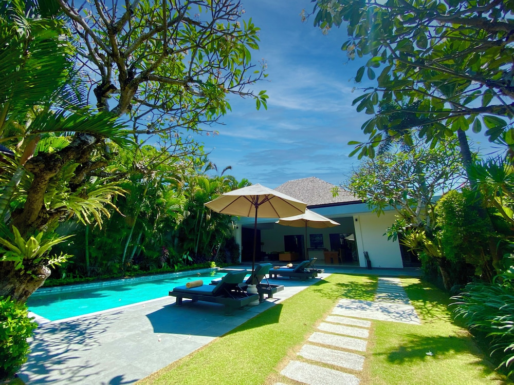 Serene Villas 41/49