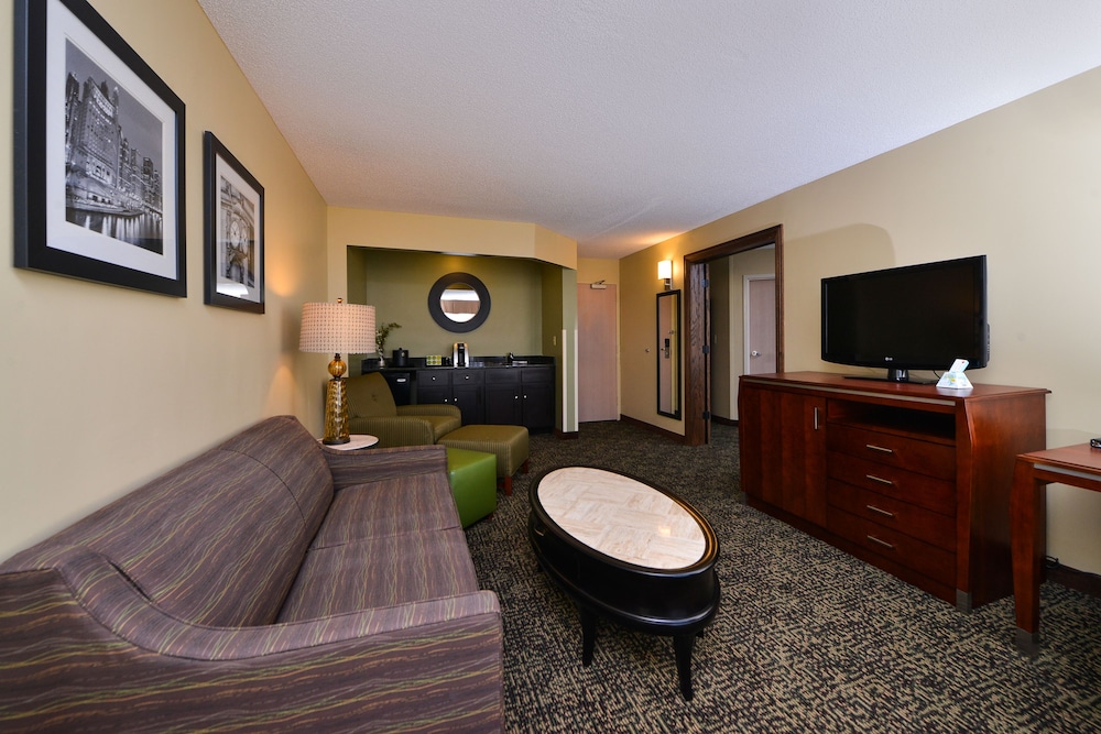 Best Western Glenview -Chicagoland Inn and Suites 26/44