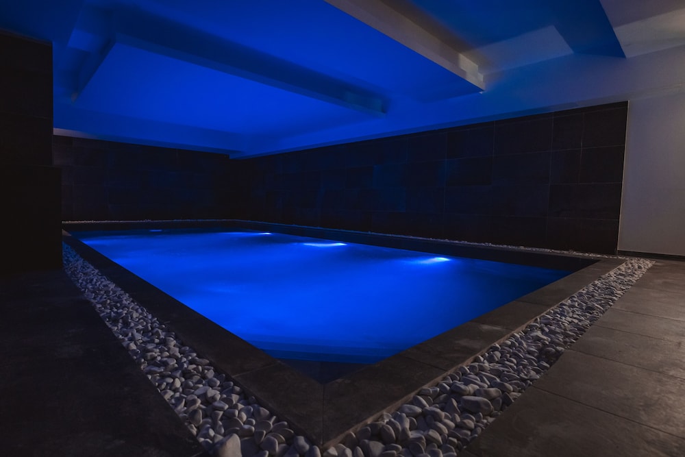 The Village Boutique and Spa 45/72