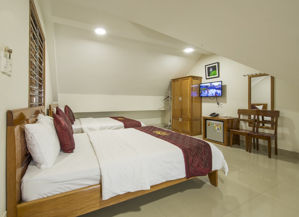Dam Tien Hotel 37/50