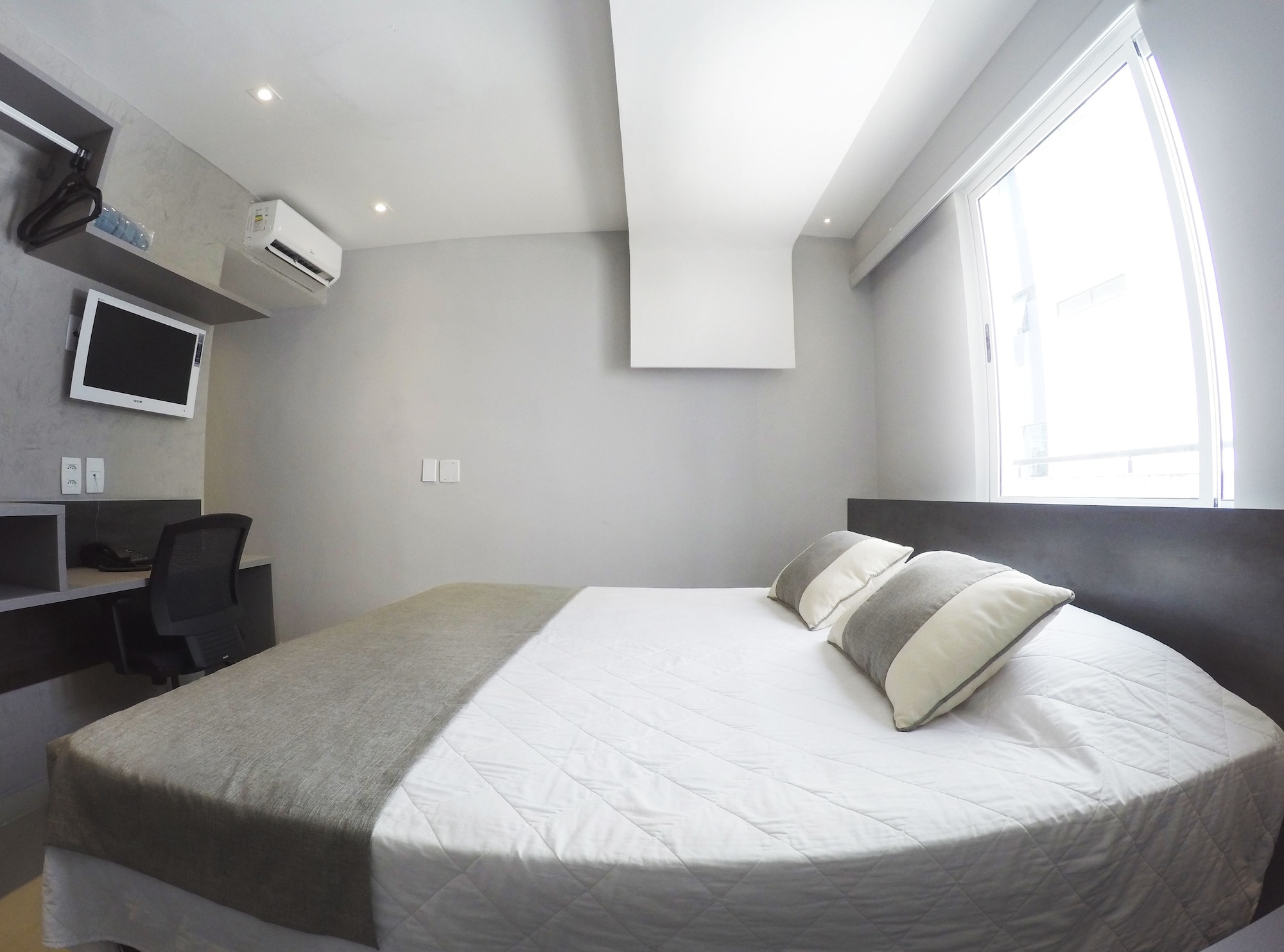 SUPERIOR, DOUBLE BED