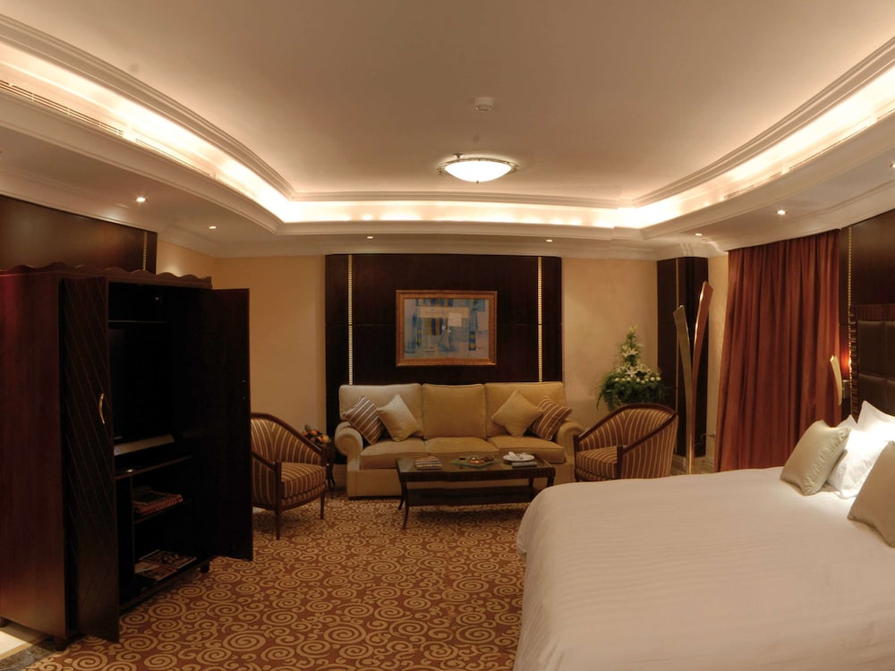 موفنبيك القصيم(Movenpick Qassim) 40/66