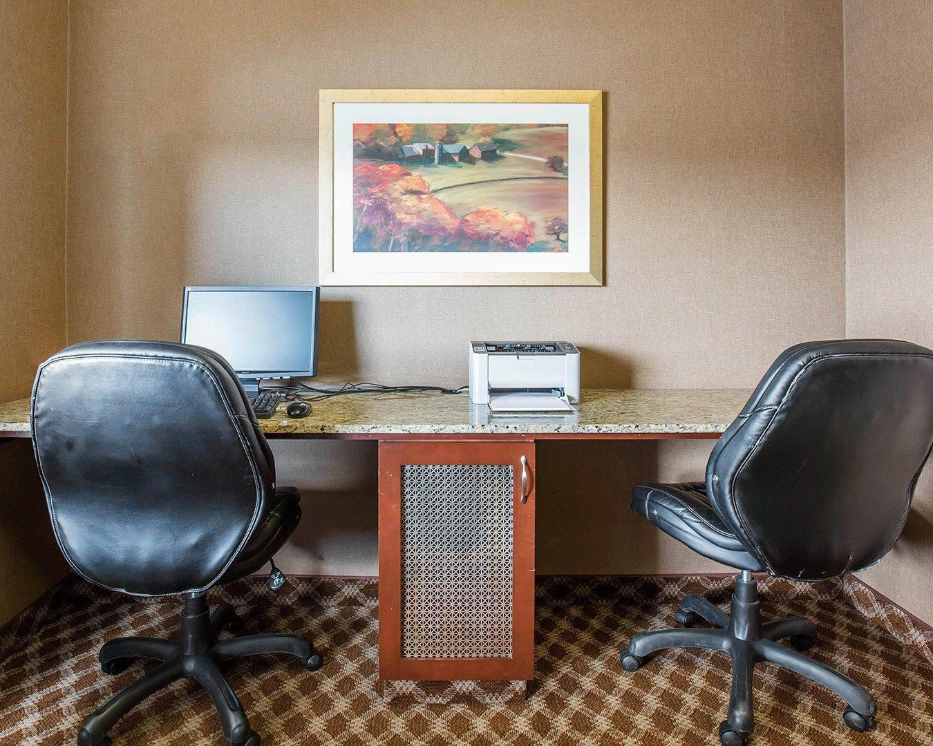 Comfort Inn & Suites Airdrie 17/21