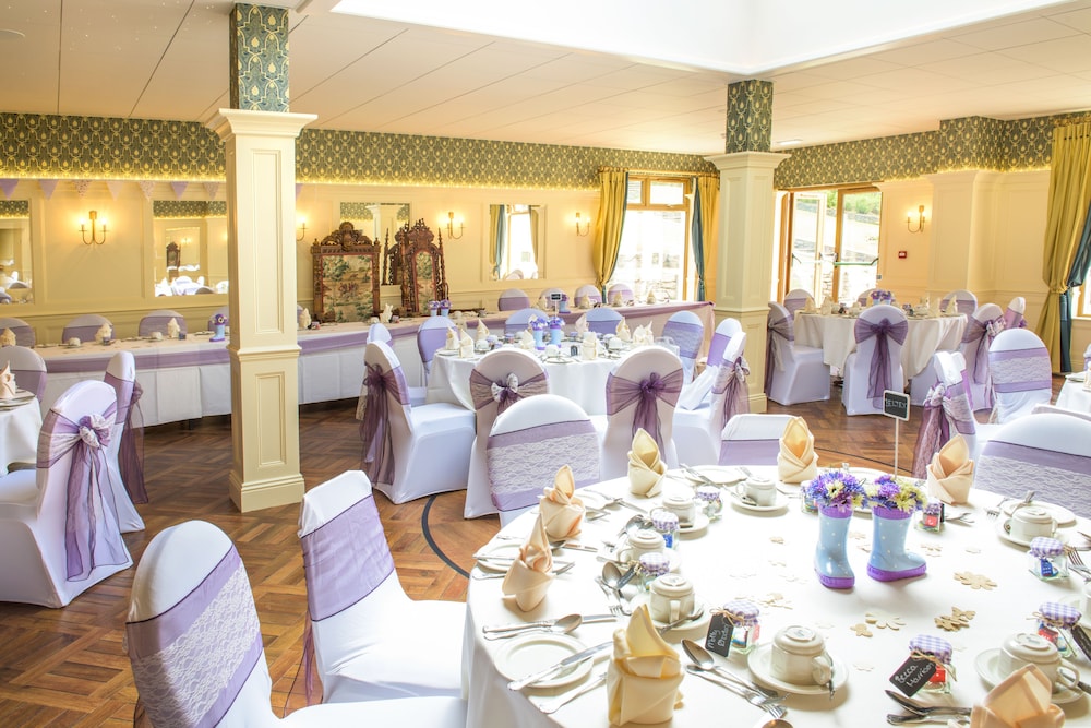 Newby Bridge Hotel 41/60