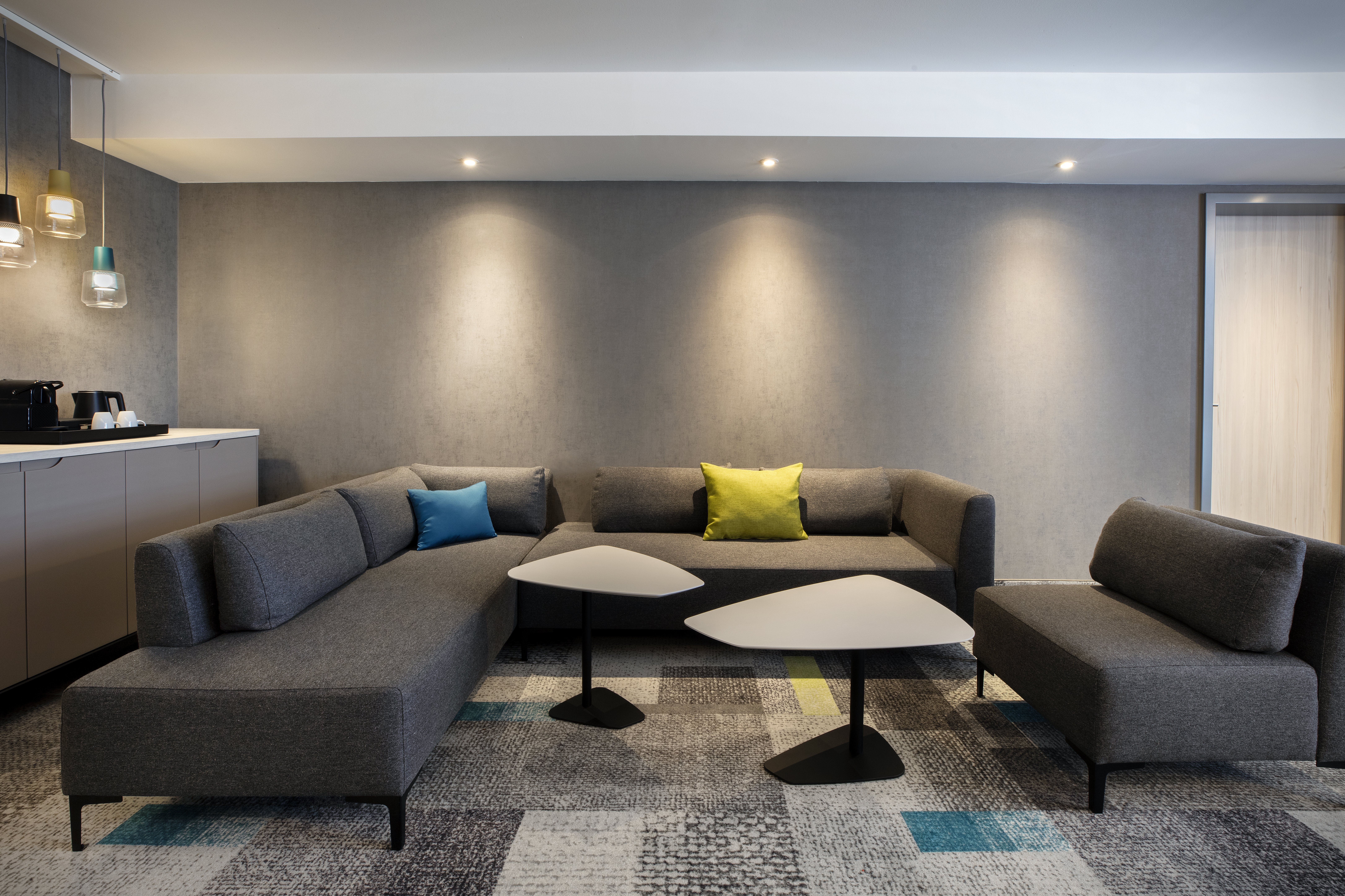 HOLIDAY INN VILLINGEN - SCHWENNINGEN 47/76