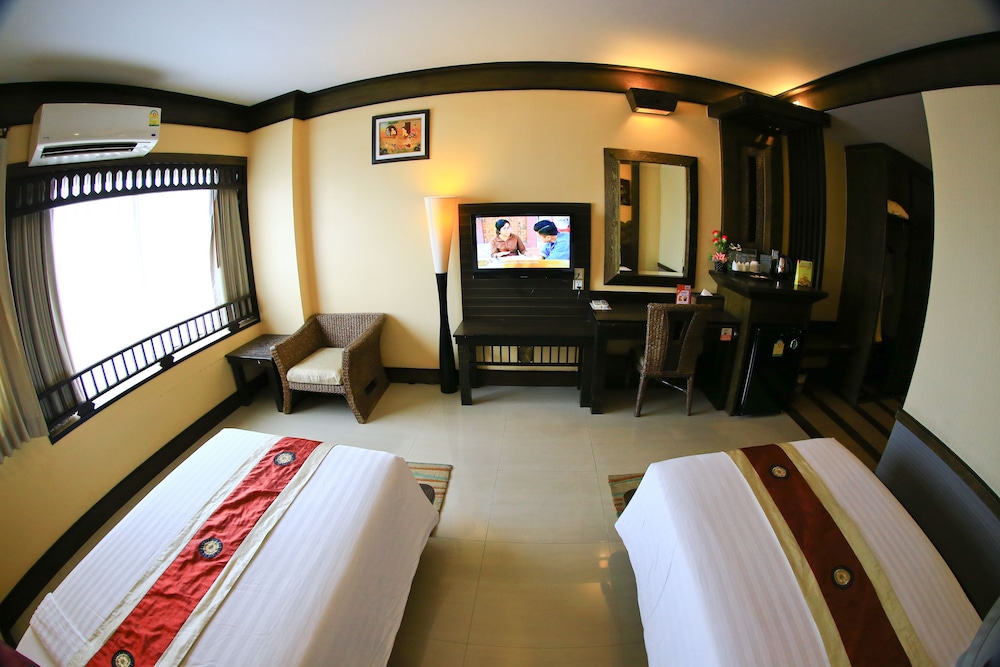 RueanPhae Royal Park Hotel 23/50