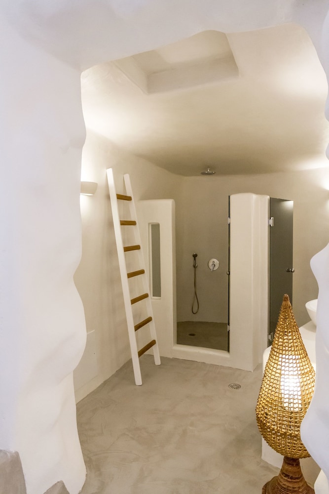 Filotera Suites 48/77