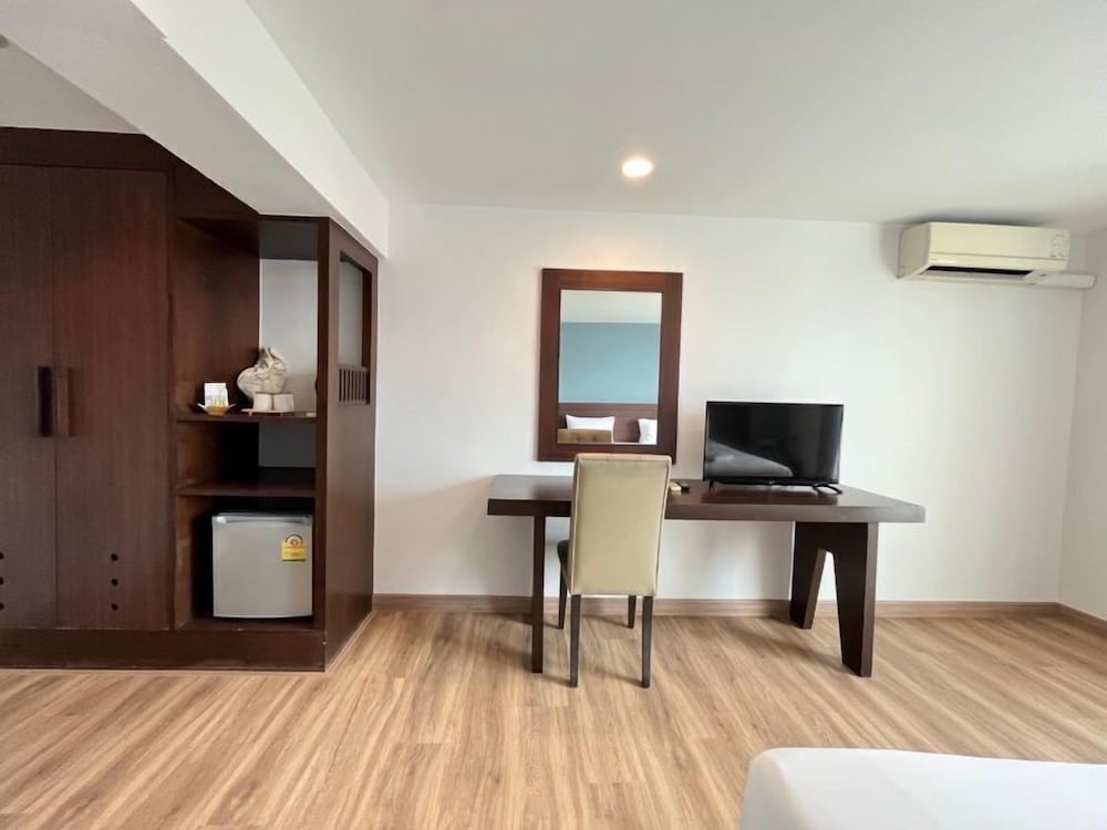 Laemchabang City Hotel 37/50