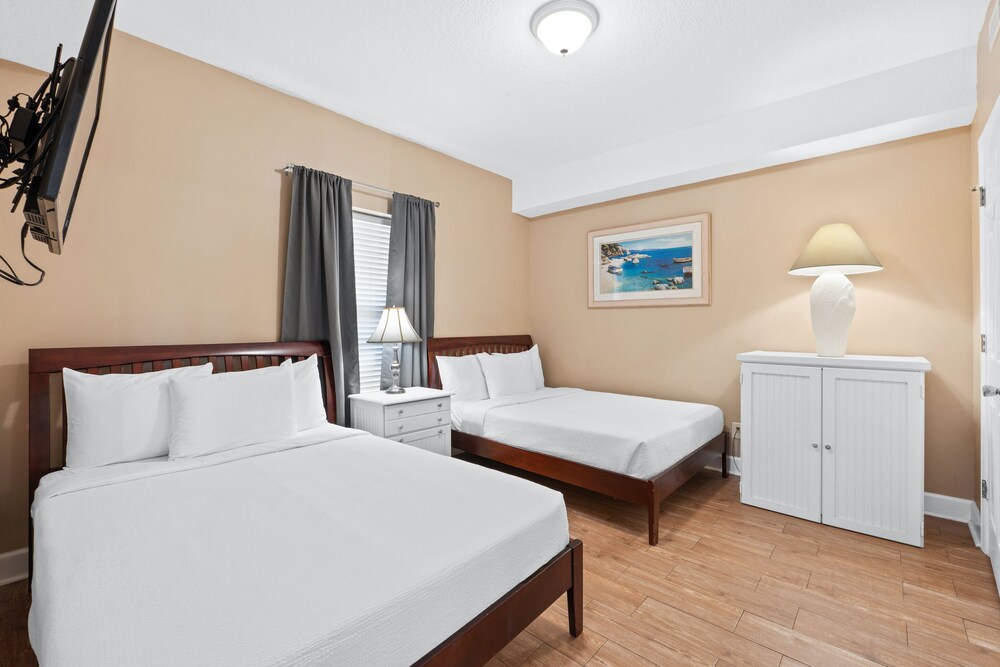 2 BEDROOMS, CONDO, OCEAN VIEW