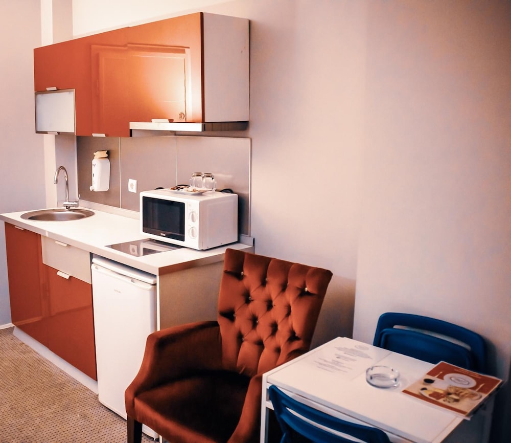Arkem 1 Hotel 5/55