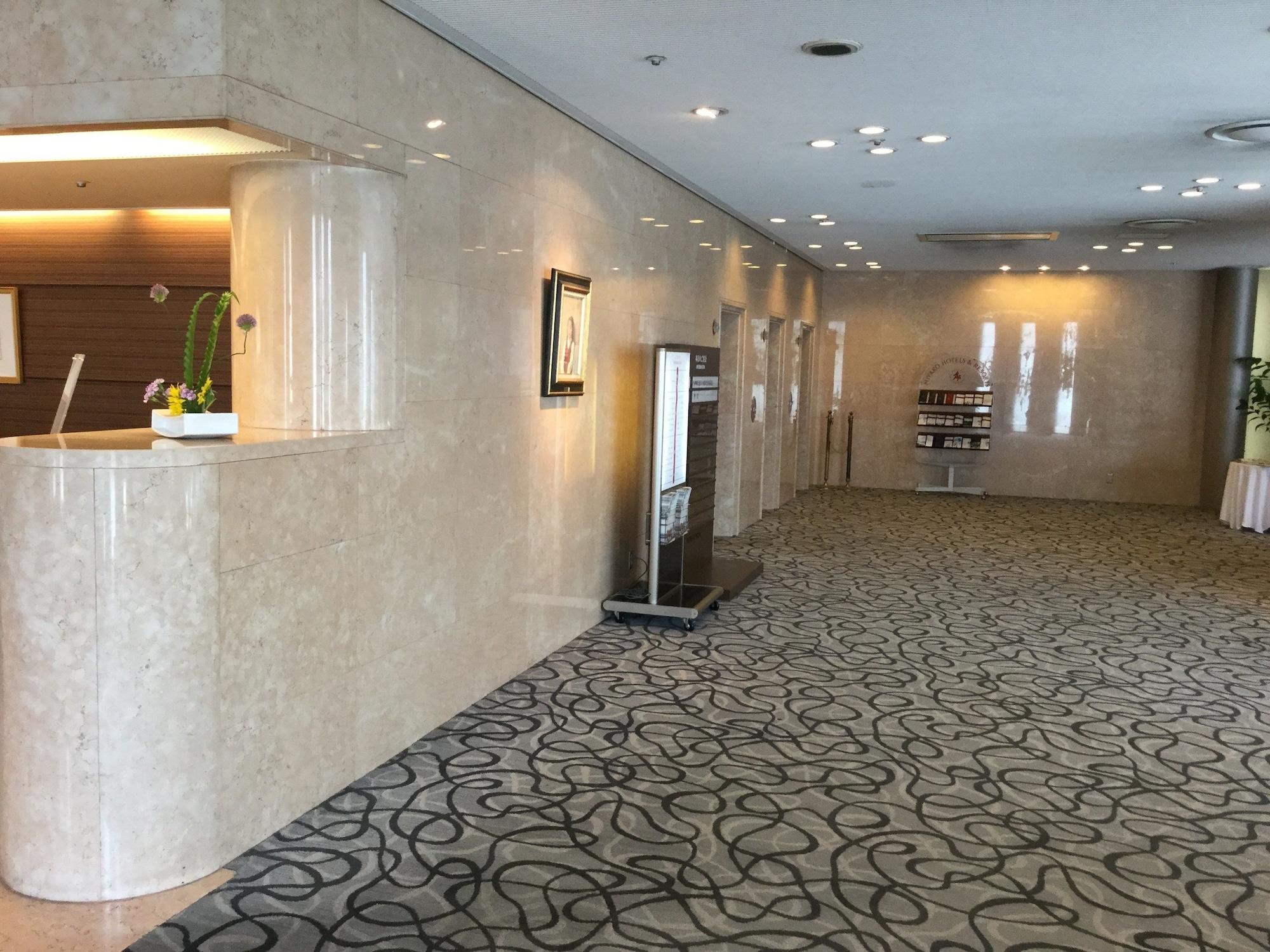 Hotel Tsu Center Place 5/30