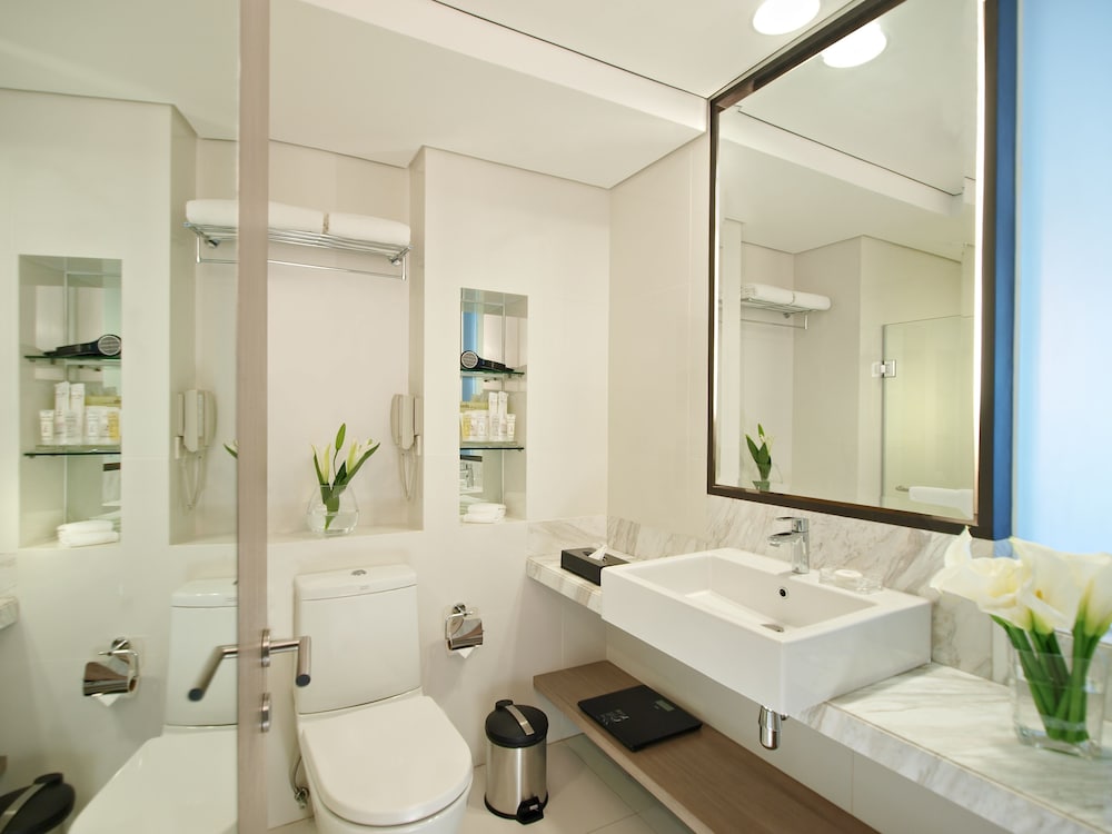 Seda Bonifacio Global City 18/48