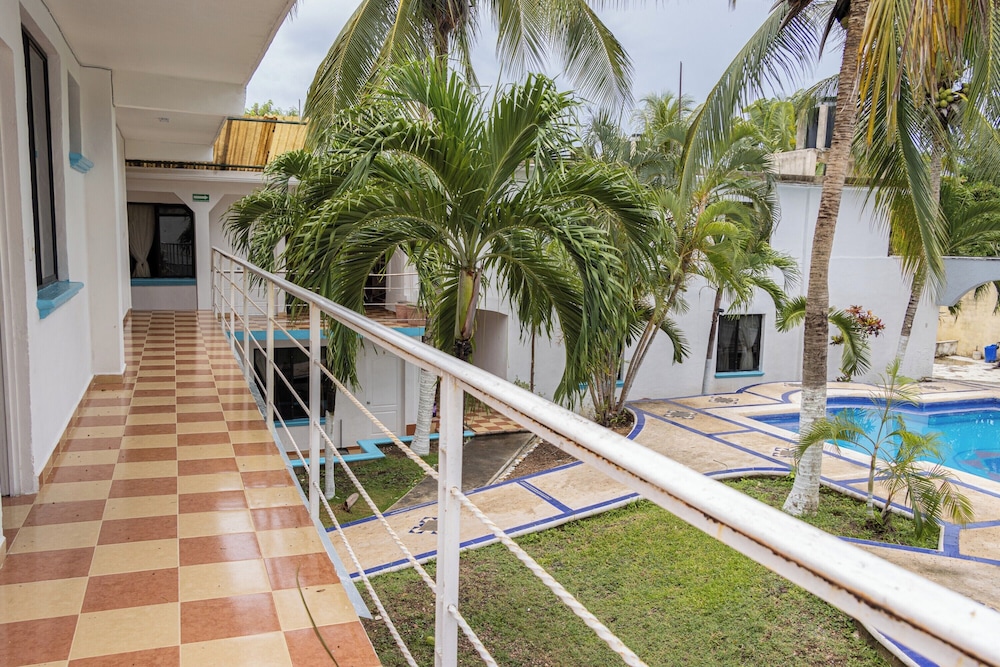 OYO Hotel Marias Aeropuerto Internacional de Chetumal 53/61