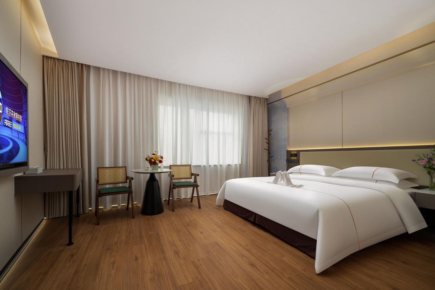 Cozy, Smart, Double Bed