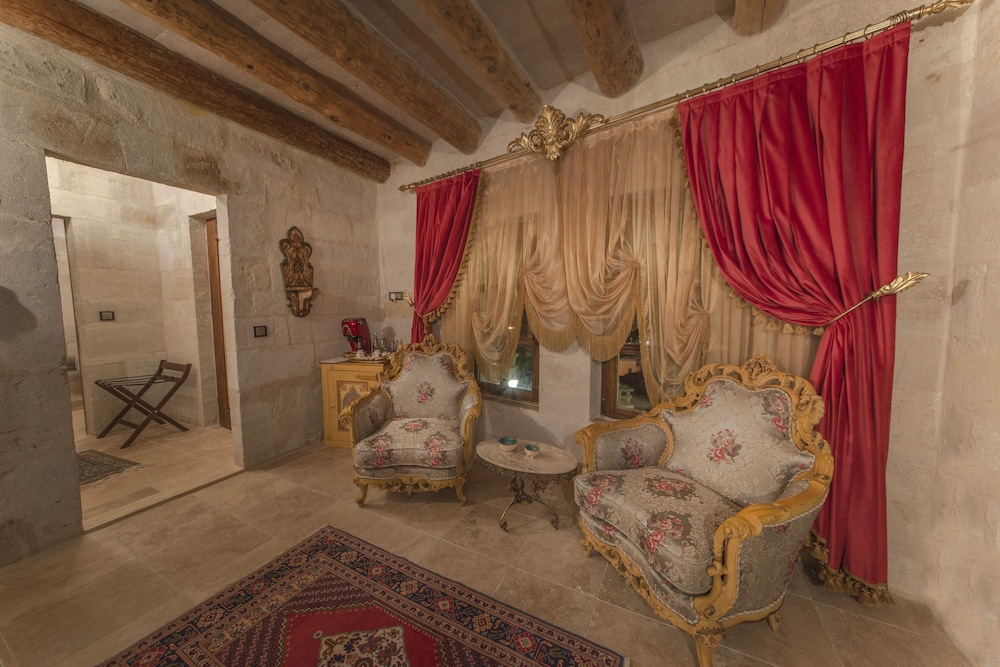 Elika Cave Suites Cappadocia, Curio Collection by Hilton 51/80