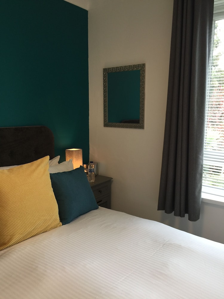 The Millbrook B & B 25/50
