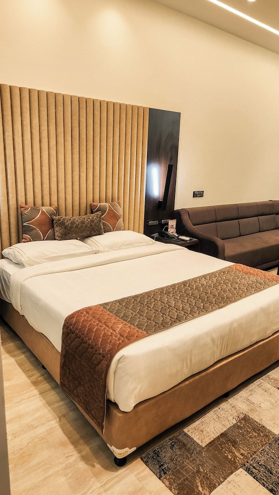 HOTEL ROYAL PALACE 27/54