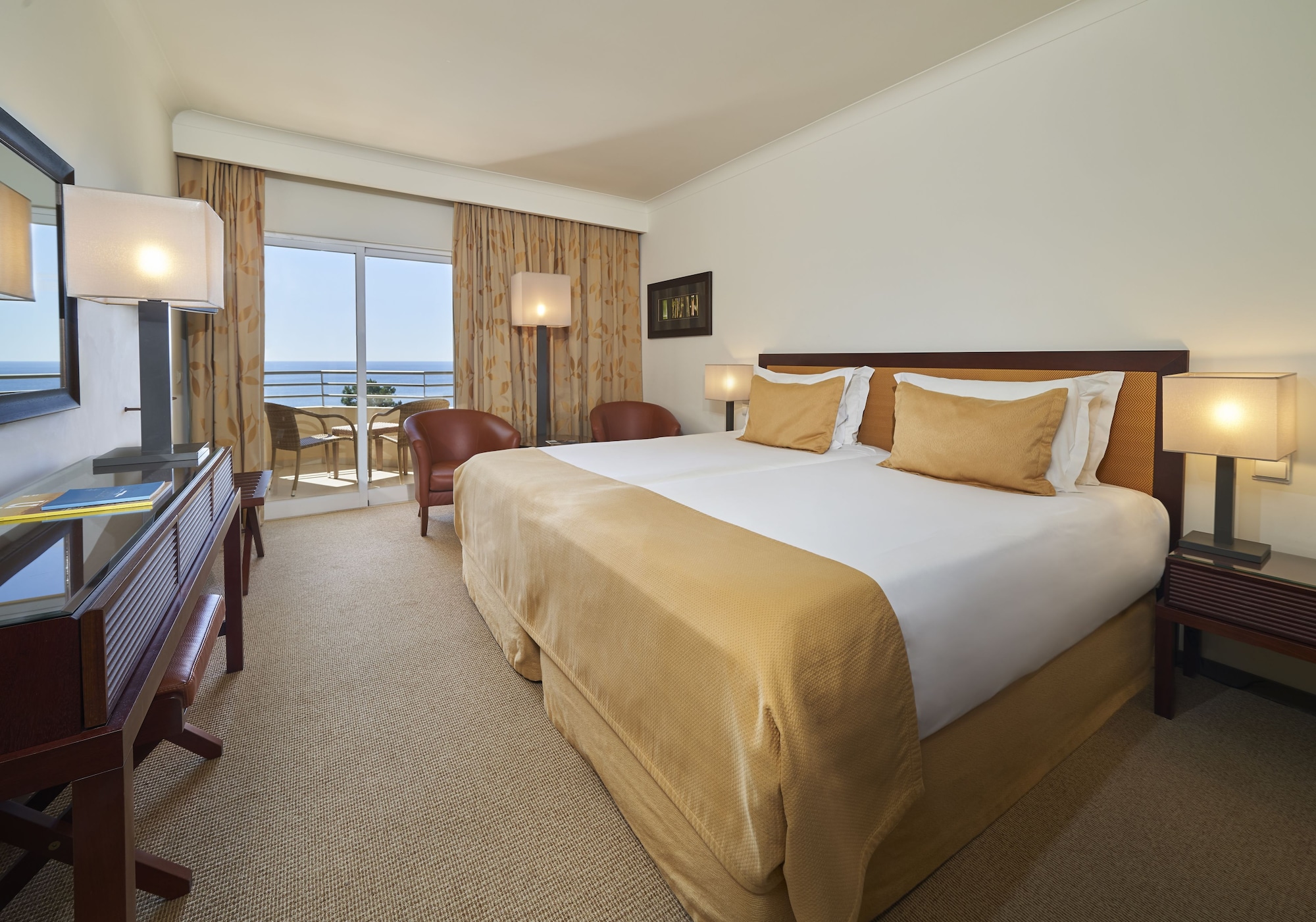 STANDARD, TWIN BEDS, SEA VIEW