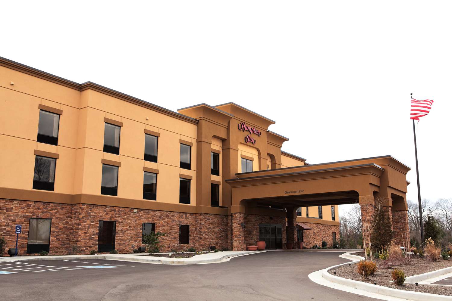 Hampton Inn Milan, TN 28/30