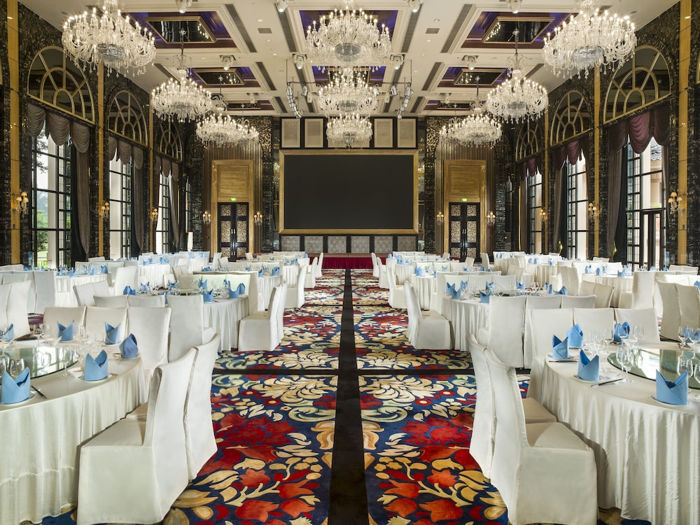 Chateau star River Guangzhou Peninsula 25/28