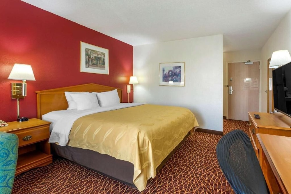 Quality Inn Northlake 13/34