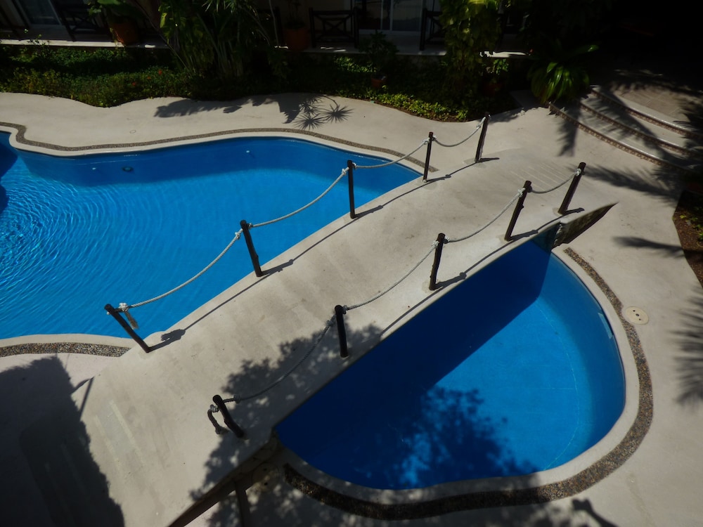 Riviera del Sol 43/74