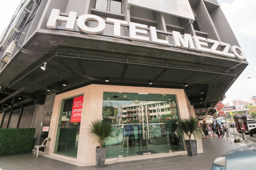 Hotel Mezzo 5/63