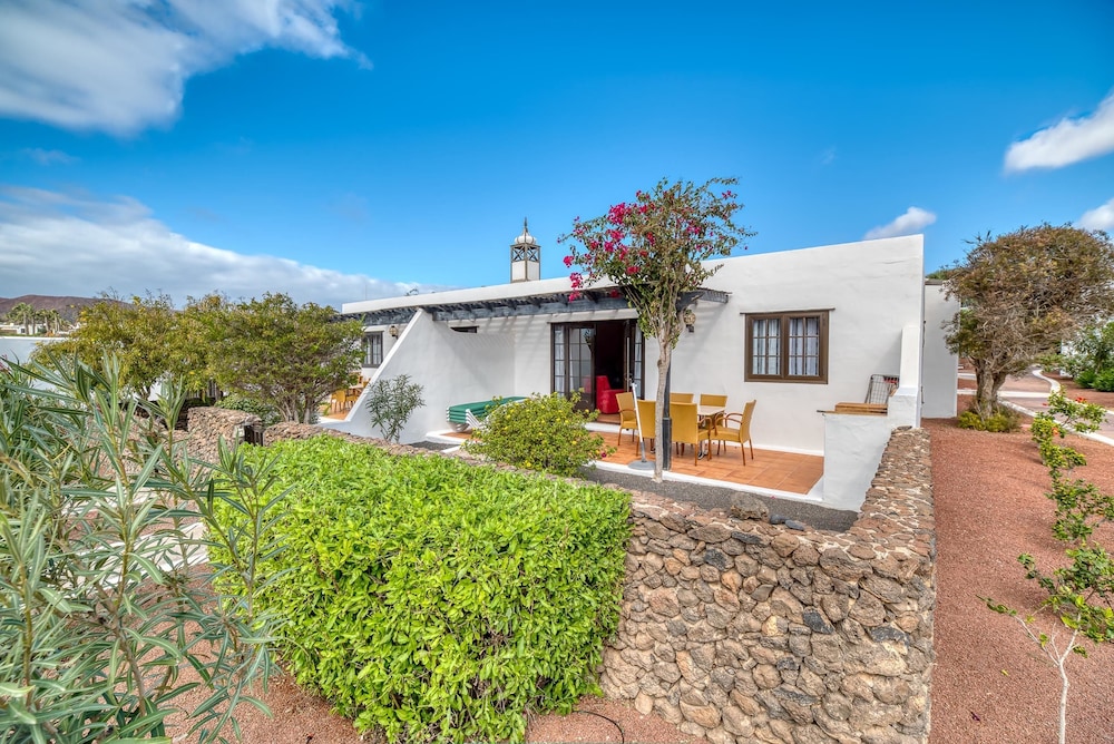 Ona Las Casitas 44/47