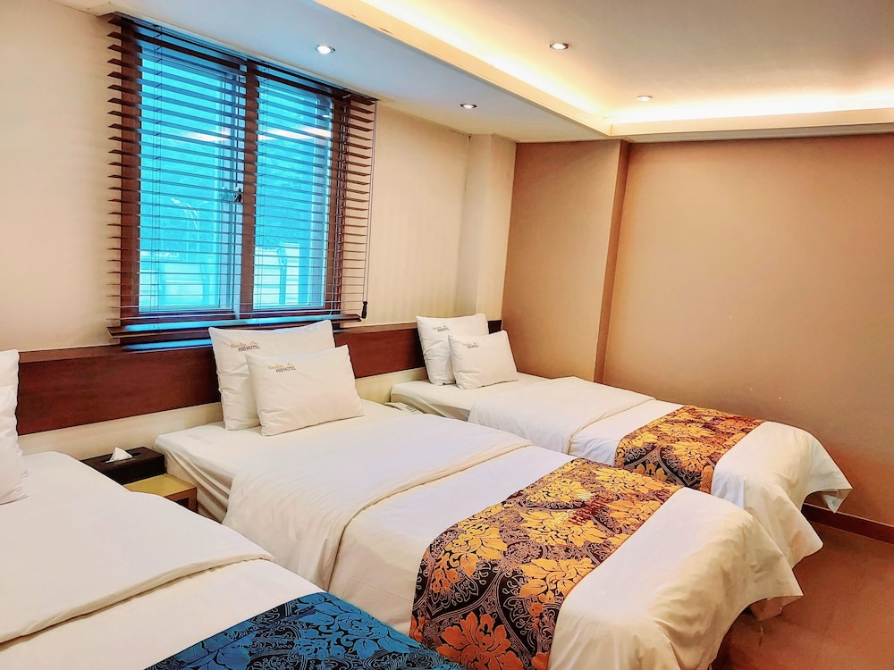 Namsan Hill Hotel 29/62