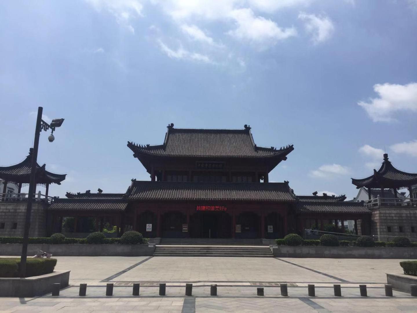 7 Premium Hotel (Huai'an Zhou Enlai Memorial Hall Yonghuai East Road) 4/27