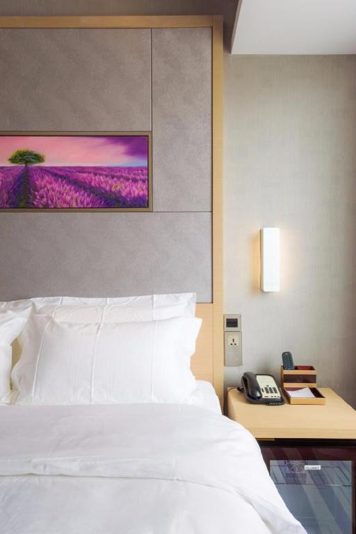 Lavande Hotel Guangzhou Huangpu Wenchong Metro Station 32/33