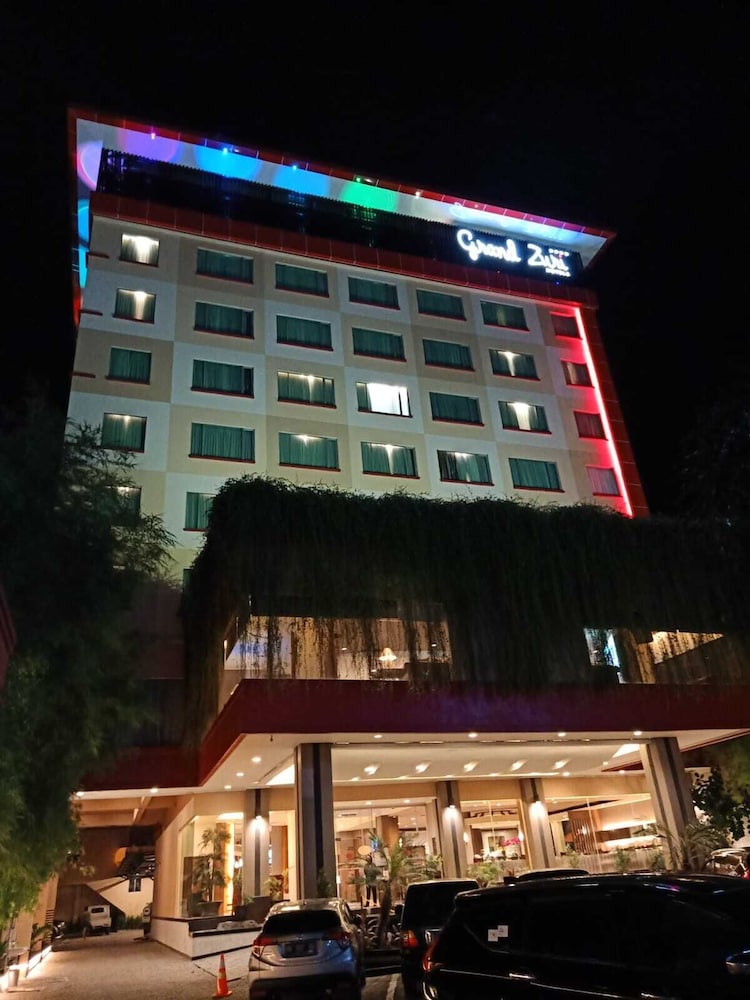 Grand Zuri Dumai 7/69