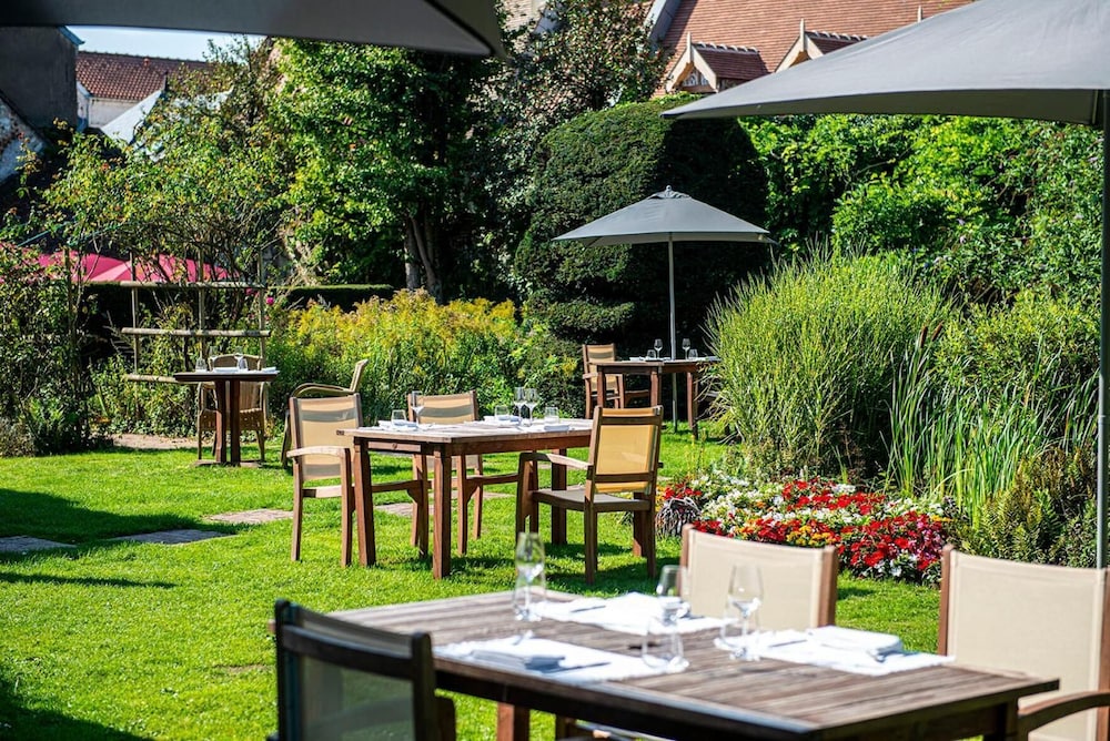 Chateau de Montreuil - Hotel Restaurant - Montreuil sur Mer 31/48