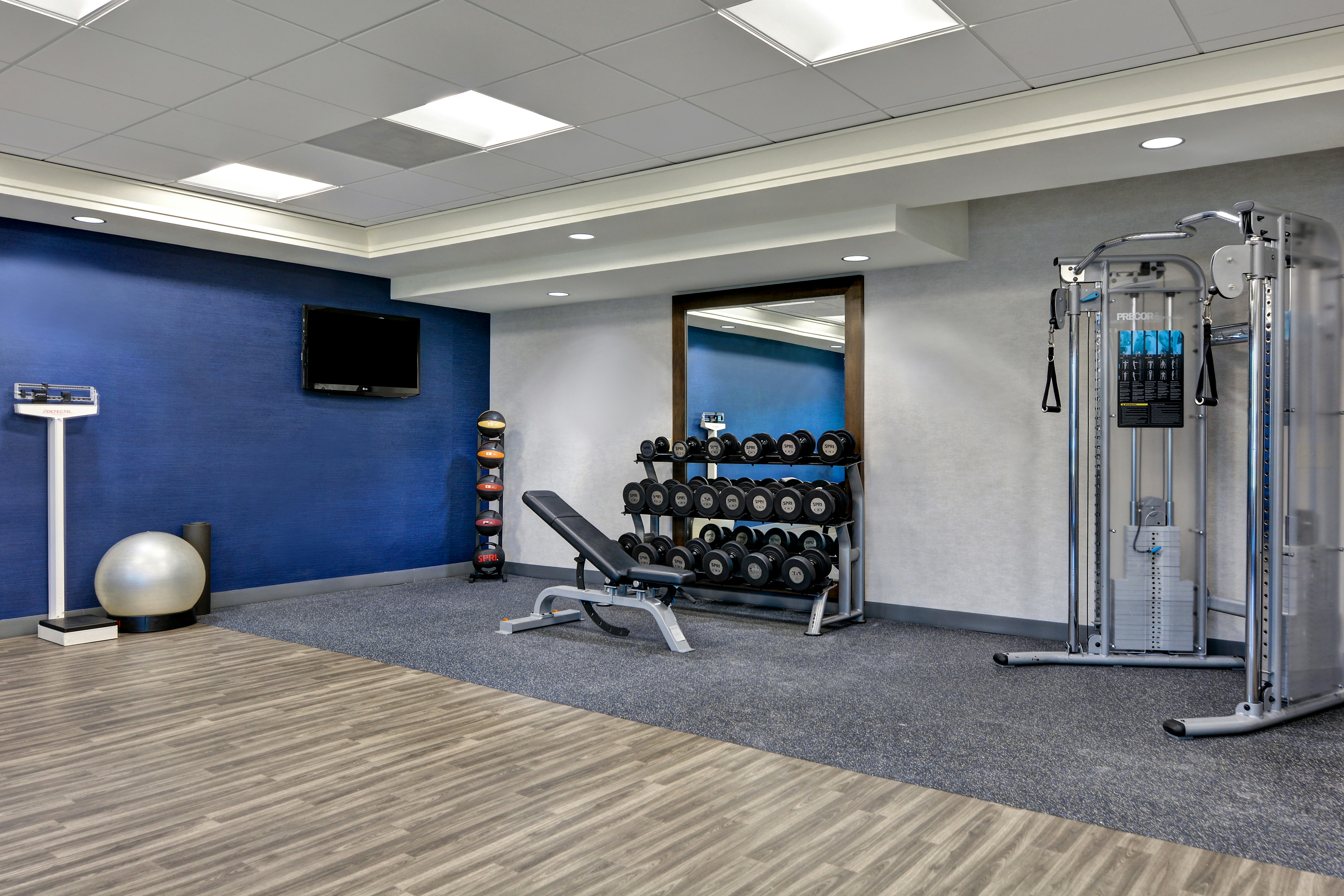 Hampton Inn and Suites Clearwater/St. Petersburg-Ulmerton Road 24/52